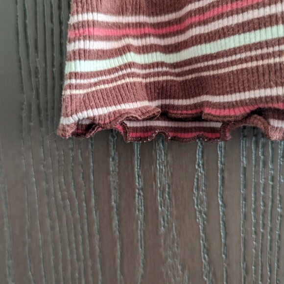 Cute Girly Striped T-Shirt Scalloped Ridged Sleeve - Picture 4 of 5